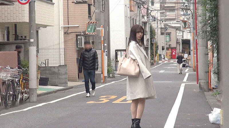 SORA-467 用催情藥強暴街頭巨乳妹